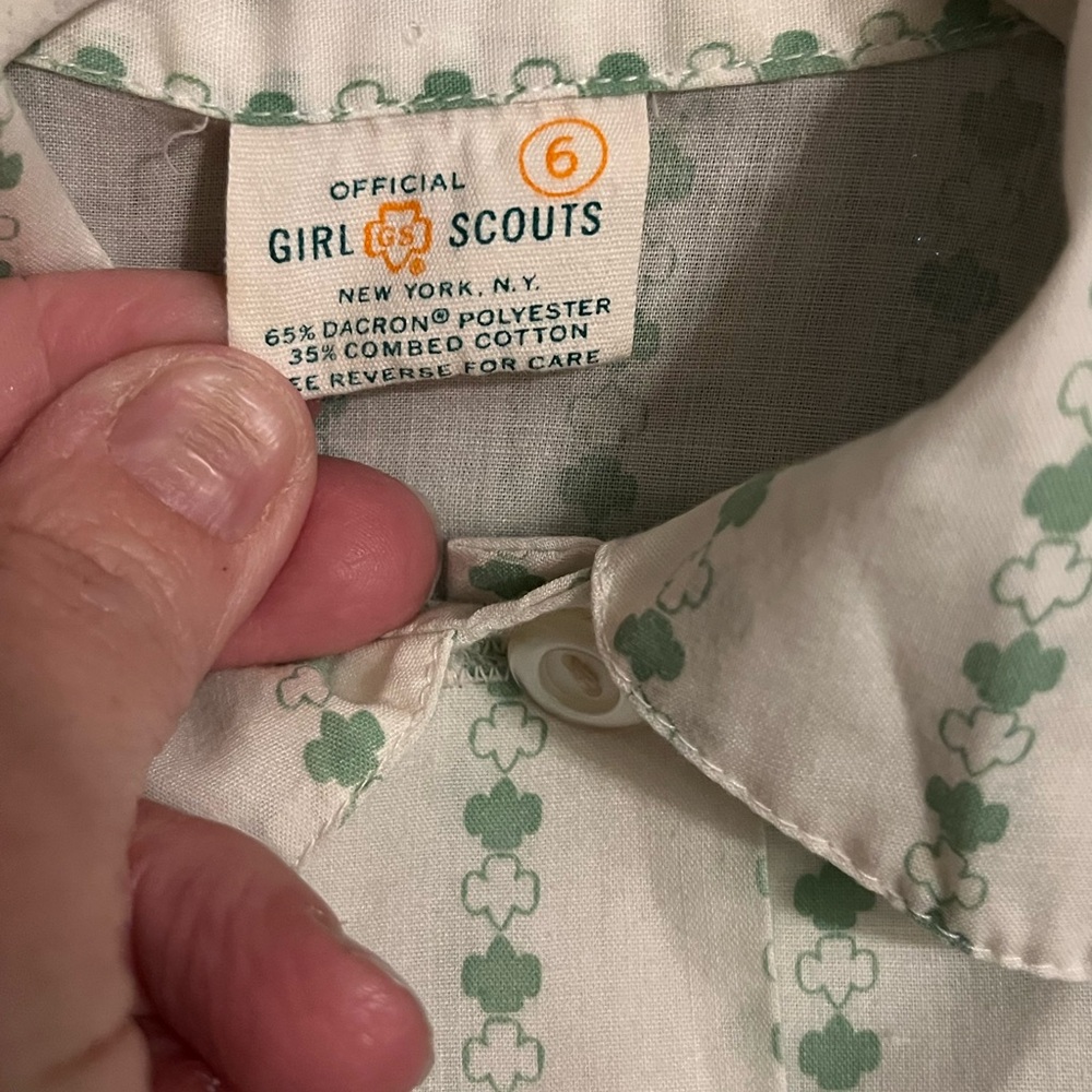 Vintage 1970 official Girl Scouts dress/uniform  - Green and White